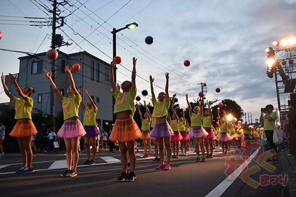 入選-長澤佑樹「飛び上がるボール」